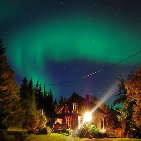 100 Years Old Norwegian Log House In Tromso Villa ภายนอก รูปภาพ