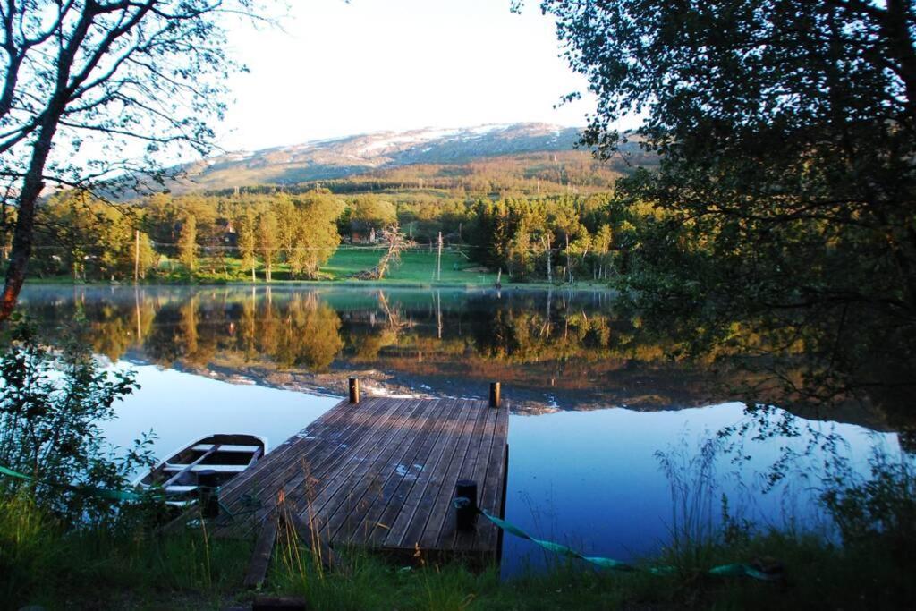 100 Years Old Norwegian Log House In Tromso Villa ภายนอก รูปภาพ